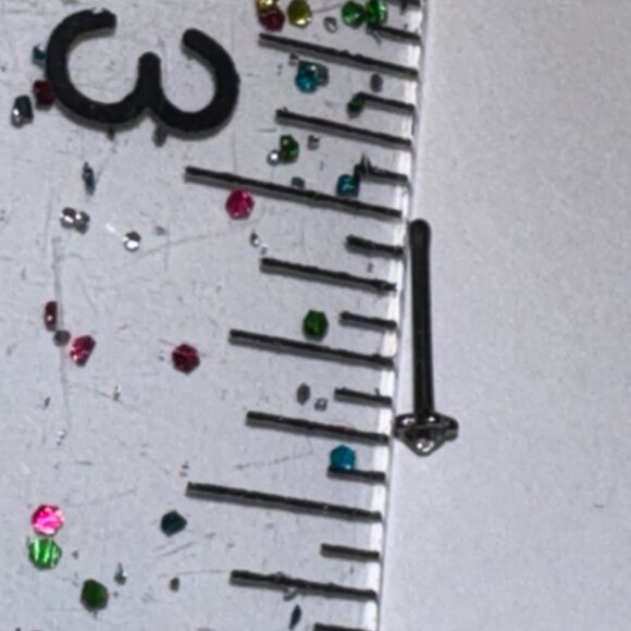 20 Gauge Purple Star Shaped Nose Rings - Picture 12 of 16